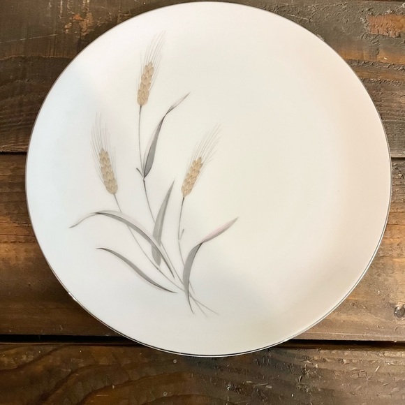 Fine China Of Japan YAMATAKE PLATINUM WHEAT 10 1/2” Dinner Plate Replacement - Picture 1 of 2